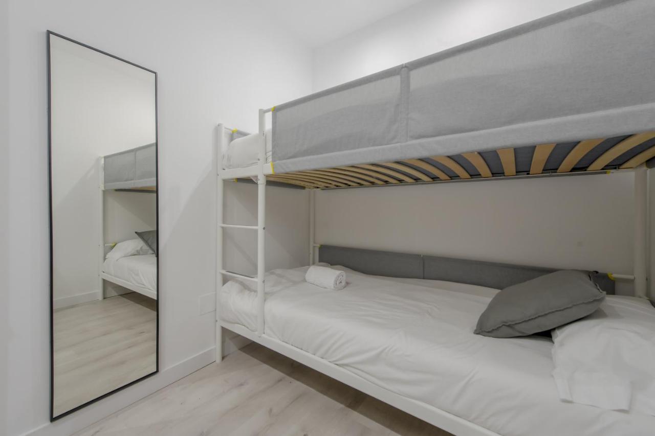 Cool/Soho Style Apt Para 9Pax C/Luciente Мадрид Экстерьер фото